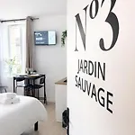 Aparthotel La Blanche Salles (Gironde)
