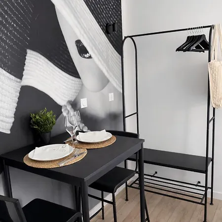 La Blanche Aparthotel