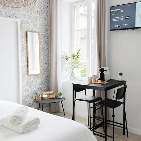 Apartmanhotel La Blanche 3*