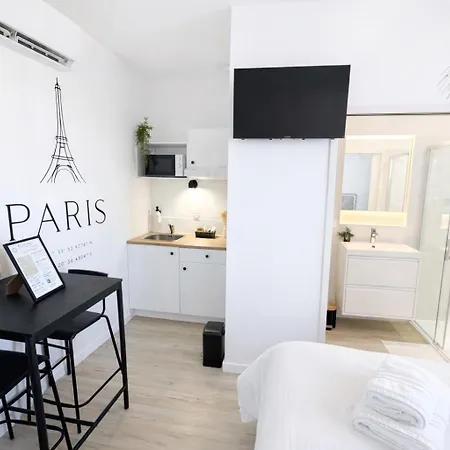 La Blanche Aparthotel