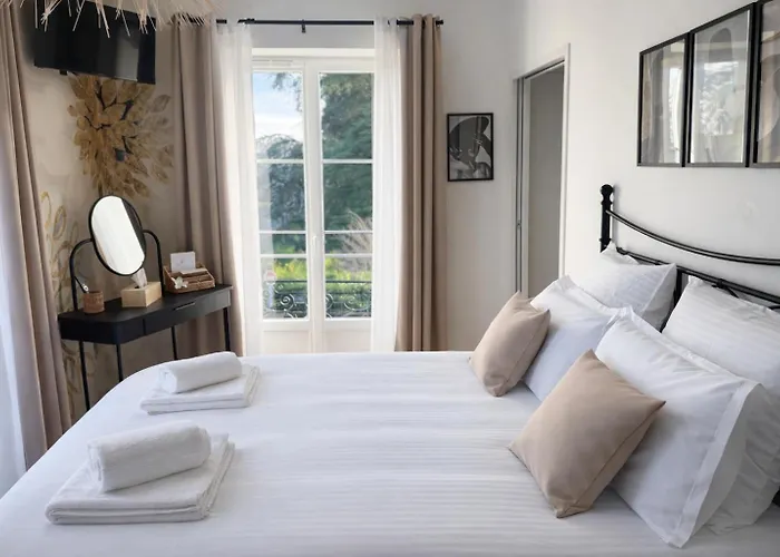 La Blanche Aparthotel 3*